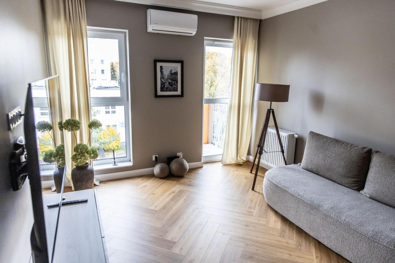 Solar Apartments I Stare Miasto 10Min I Priv Parking Free I Winda I Balkon Torun Exterior photo