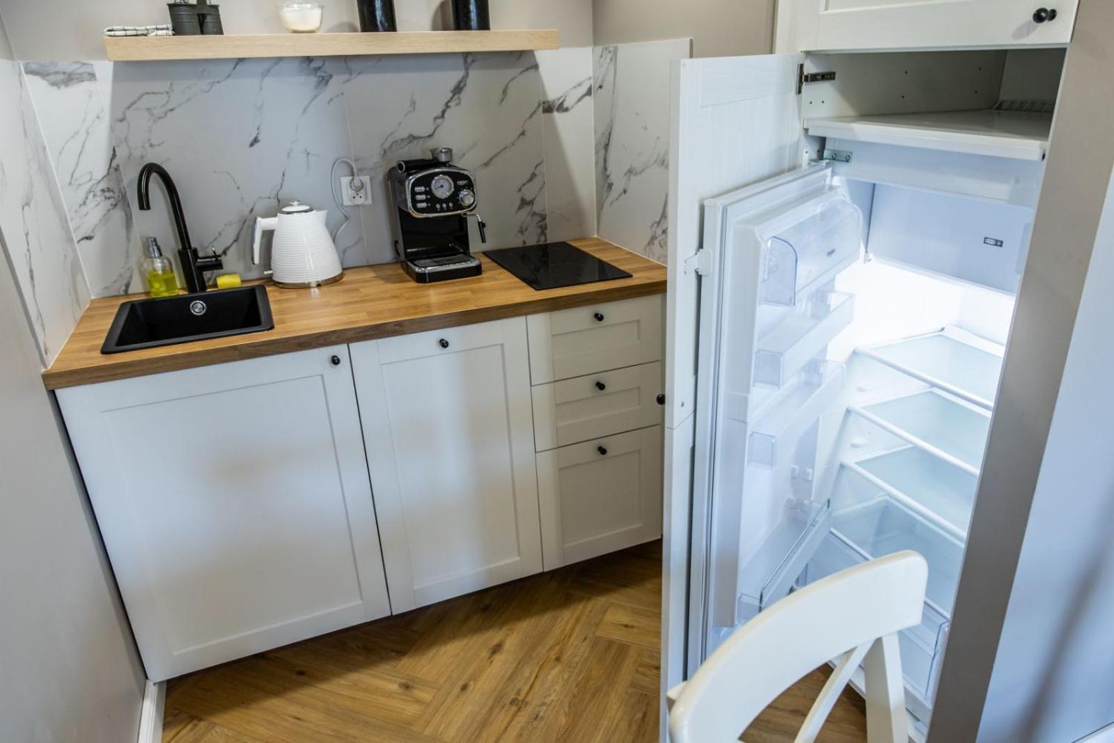 Solar Apartments I Stare Miasto 10Min I Priv Parking Free I Winda I Balkon Torun Exterior photo