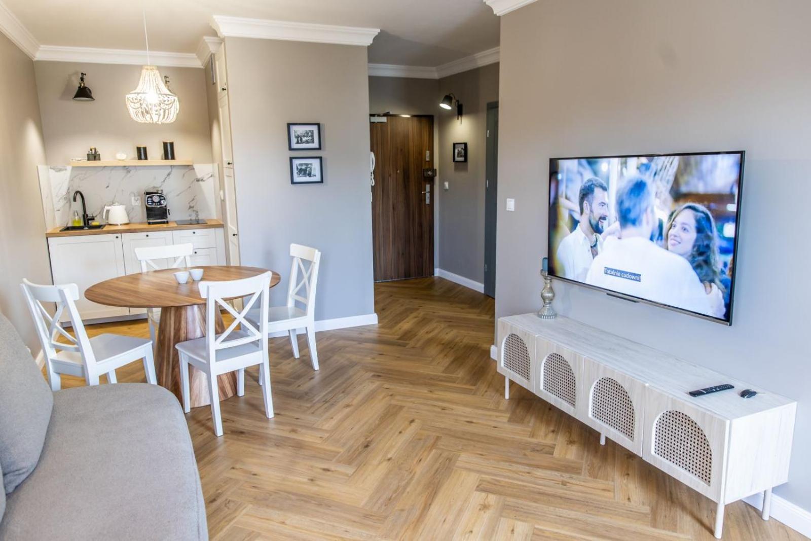 Solar Apartments I Stare Miasto 10Min I Priv Parking Free I Winda I Balkon Torun Exterior photo