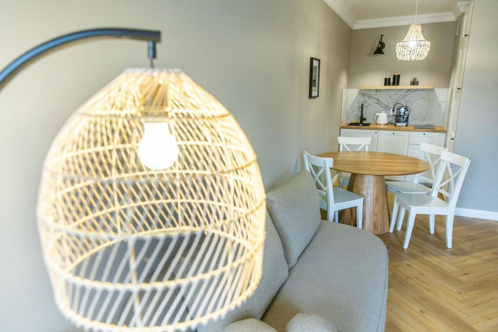 Solar Apartments I Stare Miasto 10Min I Priv Parking Free I Winda I Balkon Torun Exterior photo
